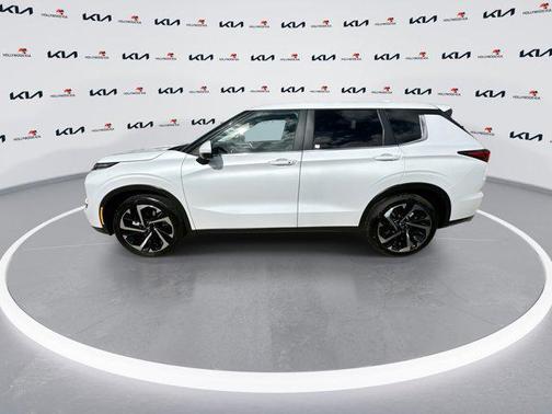 2024 Mitsubishi Outlander SE Black Edition S-AWC