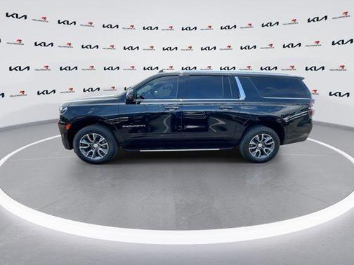 2024 Chevrolet Suburban LT