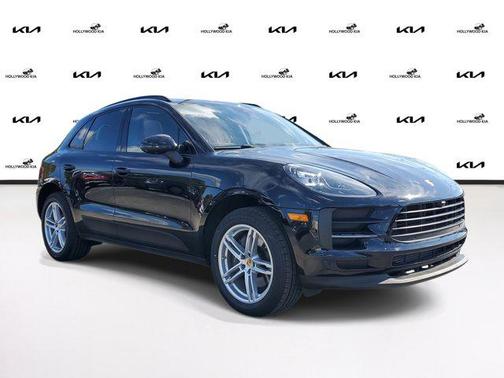 2021 Porsche Macan Base