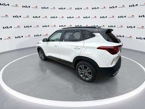 2023 Kia Seltos S