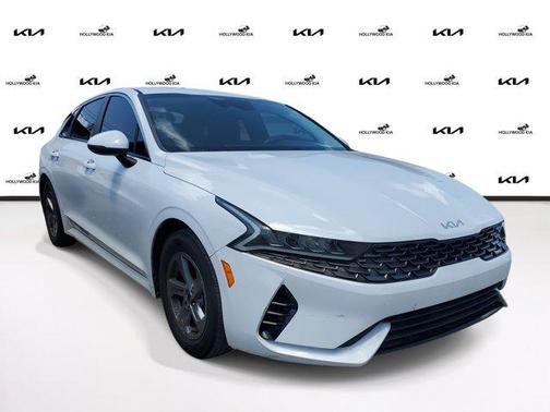 2023 Kia K5 LXS