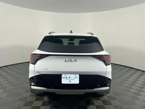 Glacial White Pearl 2026 Kia Sportage SX-Prestige