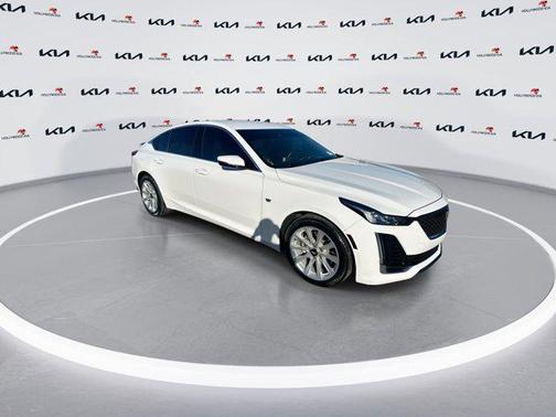 2023 Cadillac CT5 Luxury