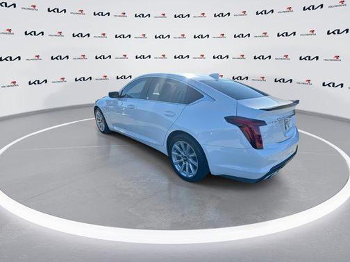 2023 Cadillac CT5 Luxury