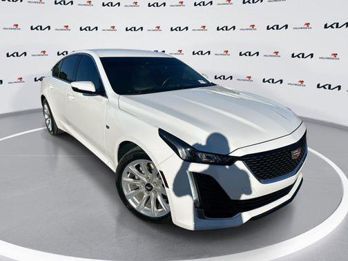 2023 Cadillac CT5 Luxury