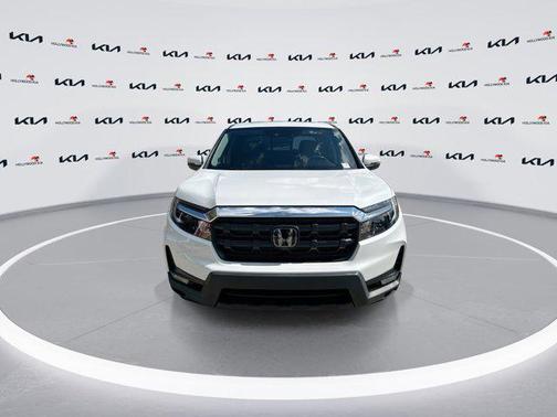 Platinum White Pearl 2024 Honda Ridgeline RTL