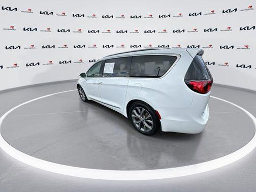 2019 Chrysler Pacifica Limited