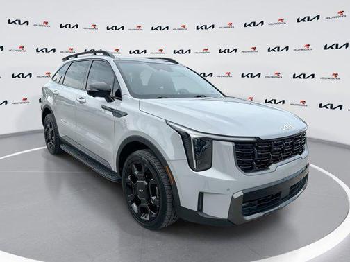 Wolf Gray 2024 Kia Sorento SX