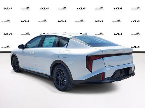 2025 Kia K4 GT-Line Turbo