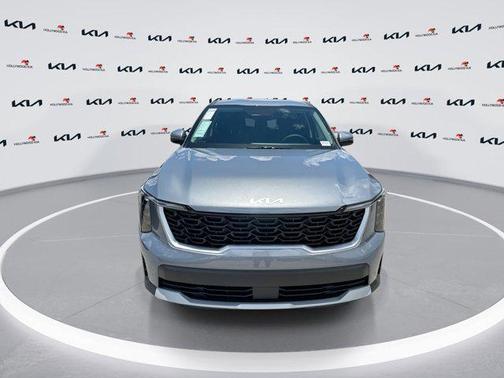 2025 Kia Sorento LX