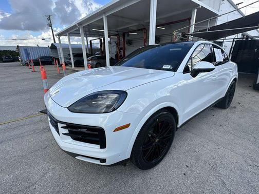 2024 Porsche Cayenne S