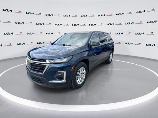 Northsky Blue Metallic 2022 Chevrolet Traverse LS