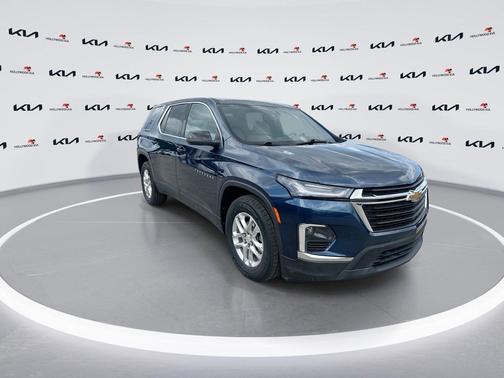 Northsky Blue Metallic 2022 Chevrolet Traverse LS