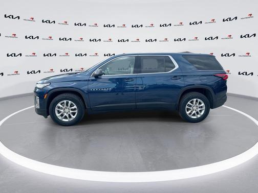 Northsky Blue Metallic 2022 Chevrolet Traverse LS