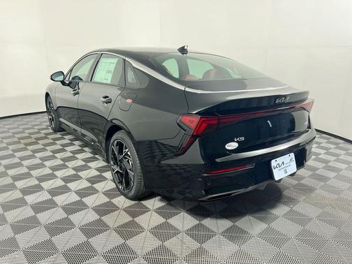 Aurora Black Pearl 2026 Kia K5 GT-Line FWD