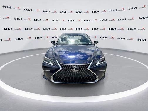 2022 Lexus ES 350 Base