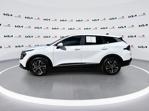 2024 Kia Sportage EX