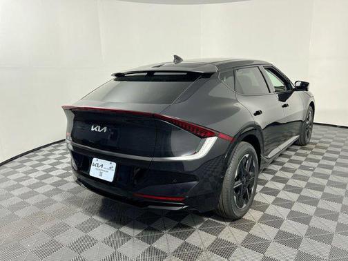 2025 Kia EV6 Wind
