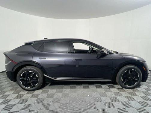 2025 Kia EV6 Wind