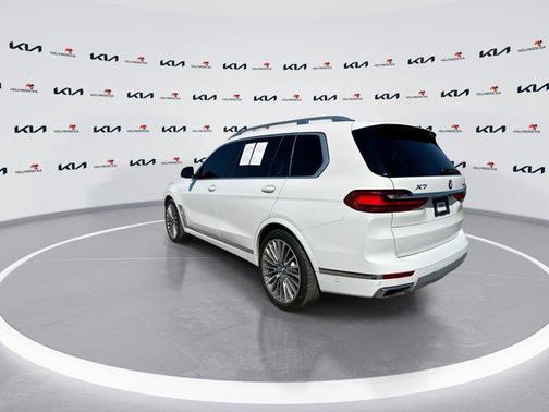 Alpine White 2020 BMW X7 xDrive40i