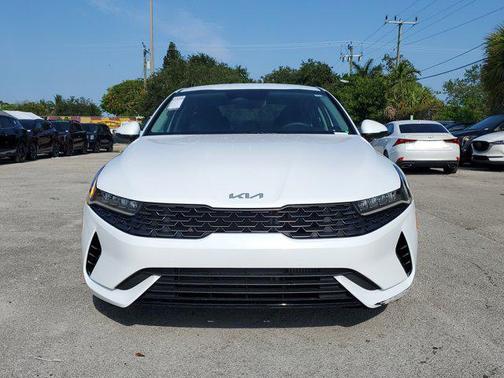 2022 Kia K5 LXS