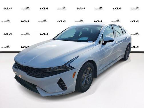 2022 Kia K5 LXS