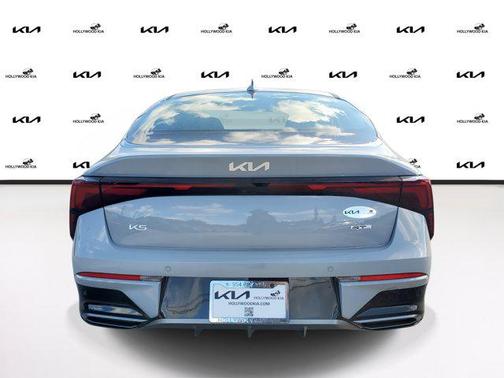 2025 Kia K5 GT-Line