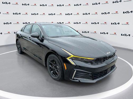2026 Kia K5 LXS FWD