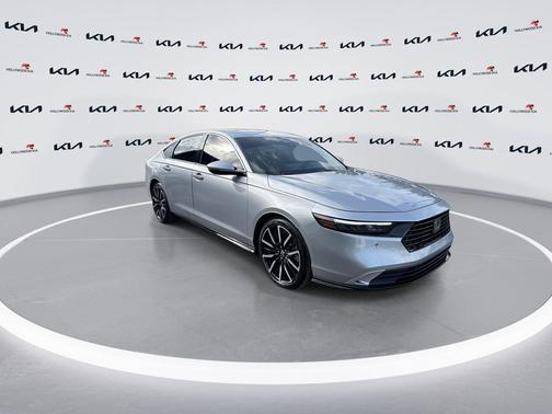 Lunar Silver Metallic 2023 Honda Accord Hybrid Touring