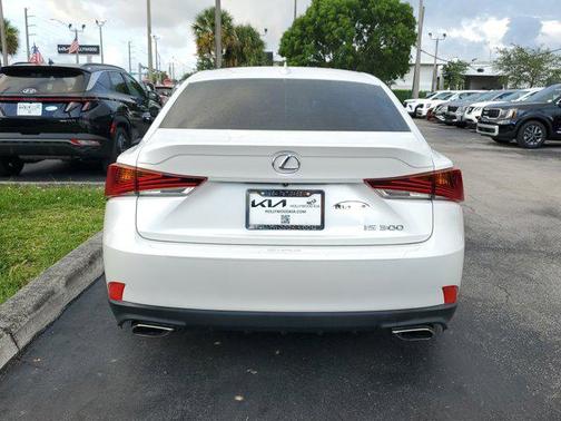 2019 Lexus IS 300 Base