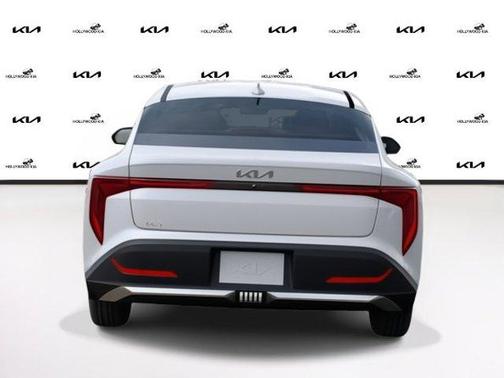 2025 Kia K4 LX