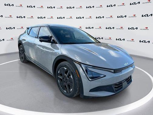 Wolf Gray 2025 Kia EV6 Light Long Range