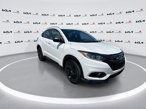 Platinum White Pearl 2021 Honda HR-V 2WD Sport