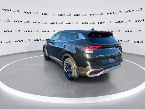 2023 Kia Sportage Hybrid LX