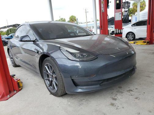 2022 Tesla Model 3 Long Range