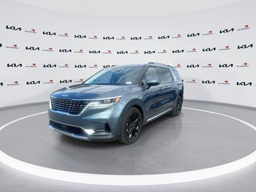 2022 Kia Carnival SX