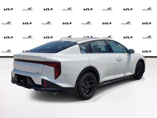 2025 Kia K4 GT-Line Turbo