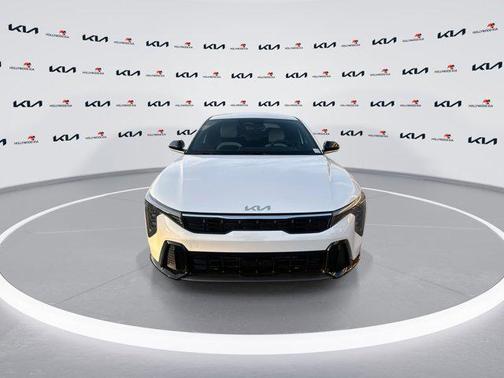 Snow White Pearl 2026 Kia K4 GT-Line