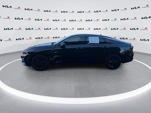 Aurora Black Pearl 2025 Kia K5 LXS