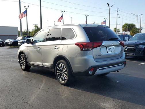 2020 Mitsubishi Outlander ES