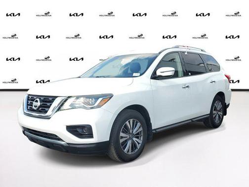 2020 Nissan Pathfinder S