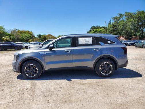 2025 Kia Sorento S