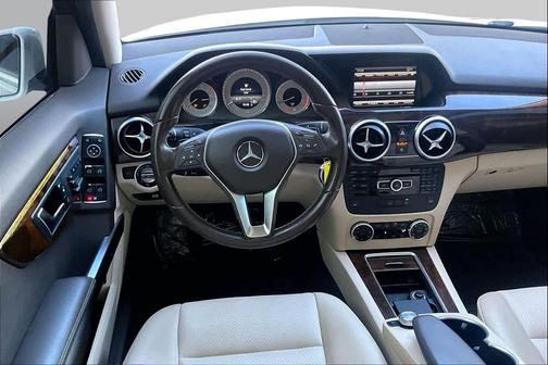 Polar White 2015 Mercedes-Benz GLK-Class GLK 350