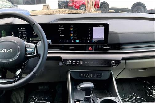 2025 Kia Carnival EX