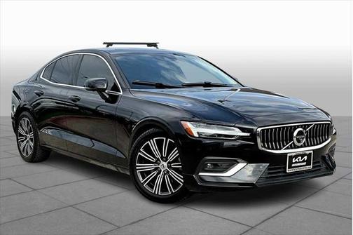 2022 Volvo S60 T5