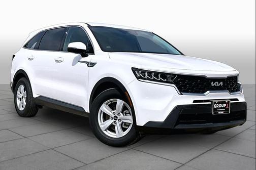Glacial White Pearl 2022 Kia Sorento LX