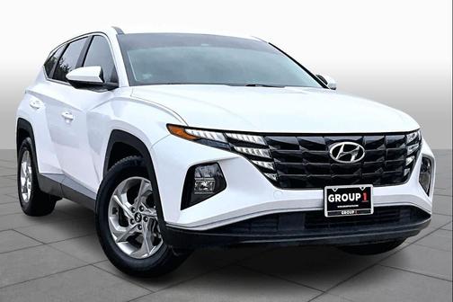 2022 Hyundai TUCSON SE