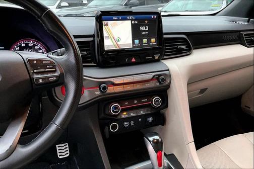 2020 Hyundai Veloster Base