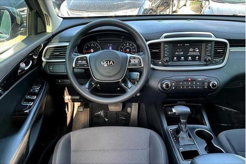 2020 Kia Sorento L