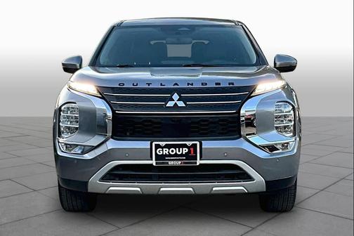 Mercury Gray Metallic 2022 Mitsubishi Outlander SE